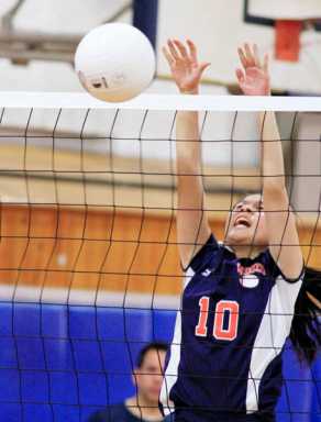 Cardozo volleyball team aims for PSAL city title