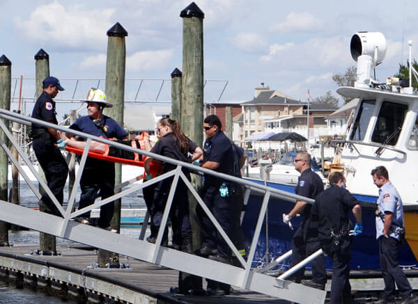 Man injured when jet ski flipped: FDNY
