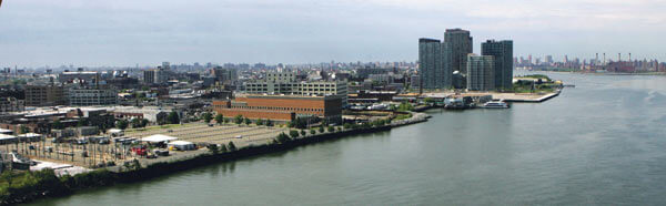 Body of man in his 30s found in East River off LIC: Police