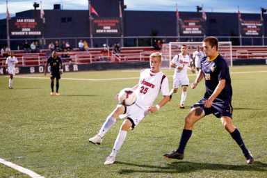Sepe leads St. John’s to victory over WVU