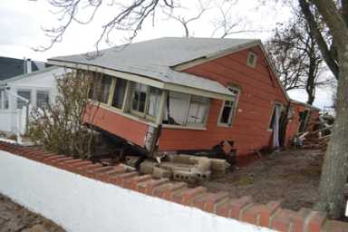 ICONIC LOPSIDED HOUSE