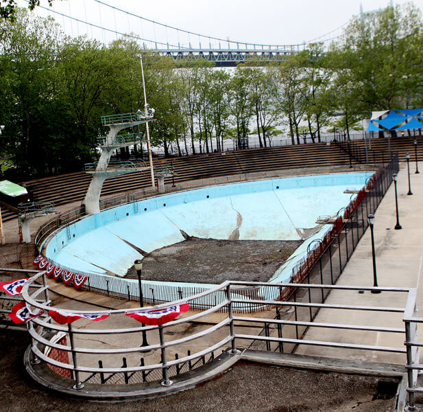 Vallone pushes for ice rink to be made in Astoria pool