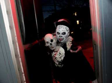 Zombies march through Astoria