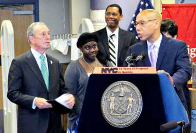 Mayor makes final speech in Queens on school gains
