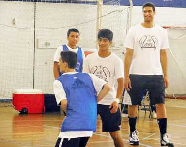 Brooklyn Net leads Qns. College camp
