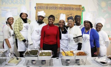 St. Albans resident gives back during Thanksgiving