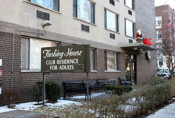 Senior dies in fire at Flushing retirement home