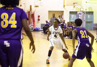 Sophomore leads Lewis to strong start