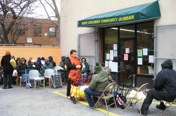 Some 319,000 residents of Queens battle hunger