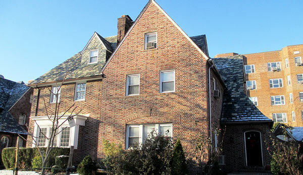 Jackson Heights house fetches near record price in recent sale
