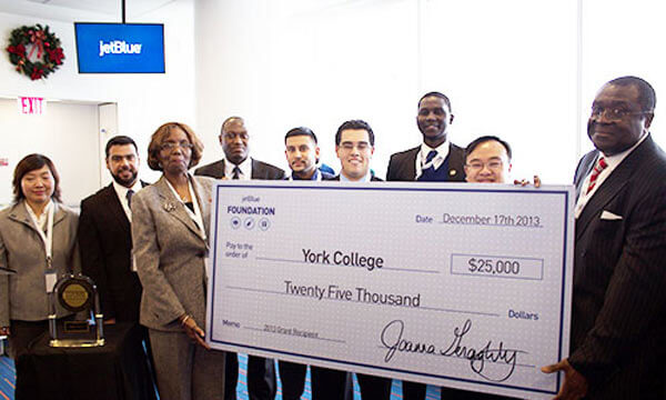 JetBlue gives $50K to two boro schools