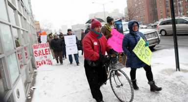 Reformers target Qns. Blvd.