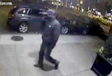 Hunt on for cop imposter who struck in boro [With Video]