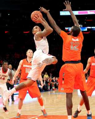 Red Storm falls to Syracuse