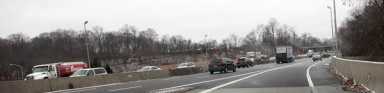 Man dies in LIE car crash