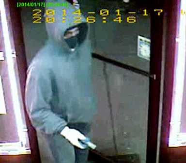 Suspect held up Ditmars wine shop at gunpoint: NYPD [With Video]