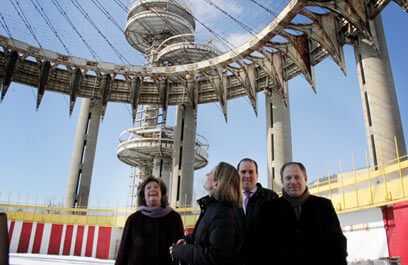 Katz recommends preserving Pavilion during tour of World’s Fair site
