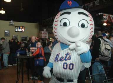 Mr. Met 3