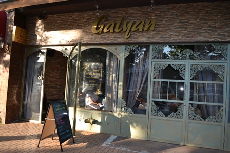 Galyan 1