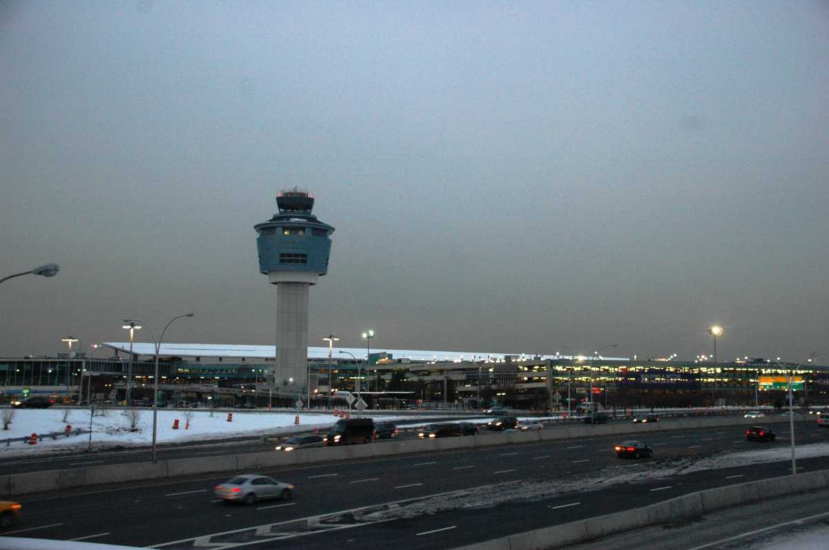 LAGUARDIA