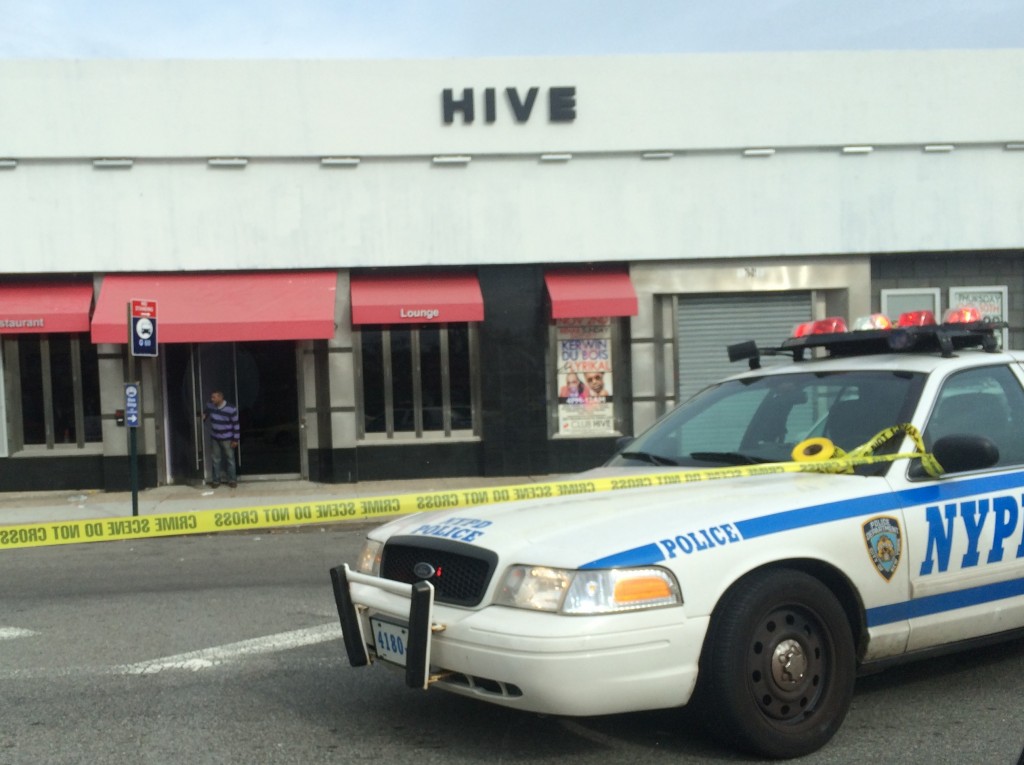 One dead, two injured in shooting outside Elmhurst club