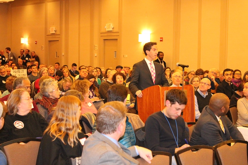 1.12.2015_Photo_Assemblyman Goldfeder Leads Opposition to Port Ambrose LNG at Public Hearing