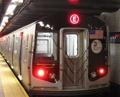 800px-NYC_Subway_R160A_9237_on_the_E