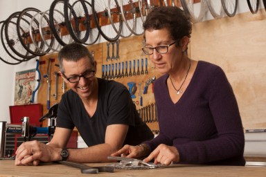 Jane Kenyon and Damon Strub are the founders of Nomad Cycle.