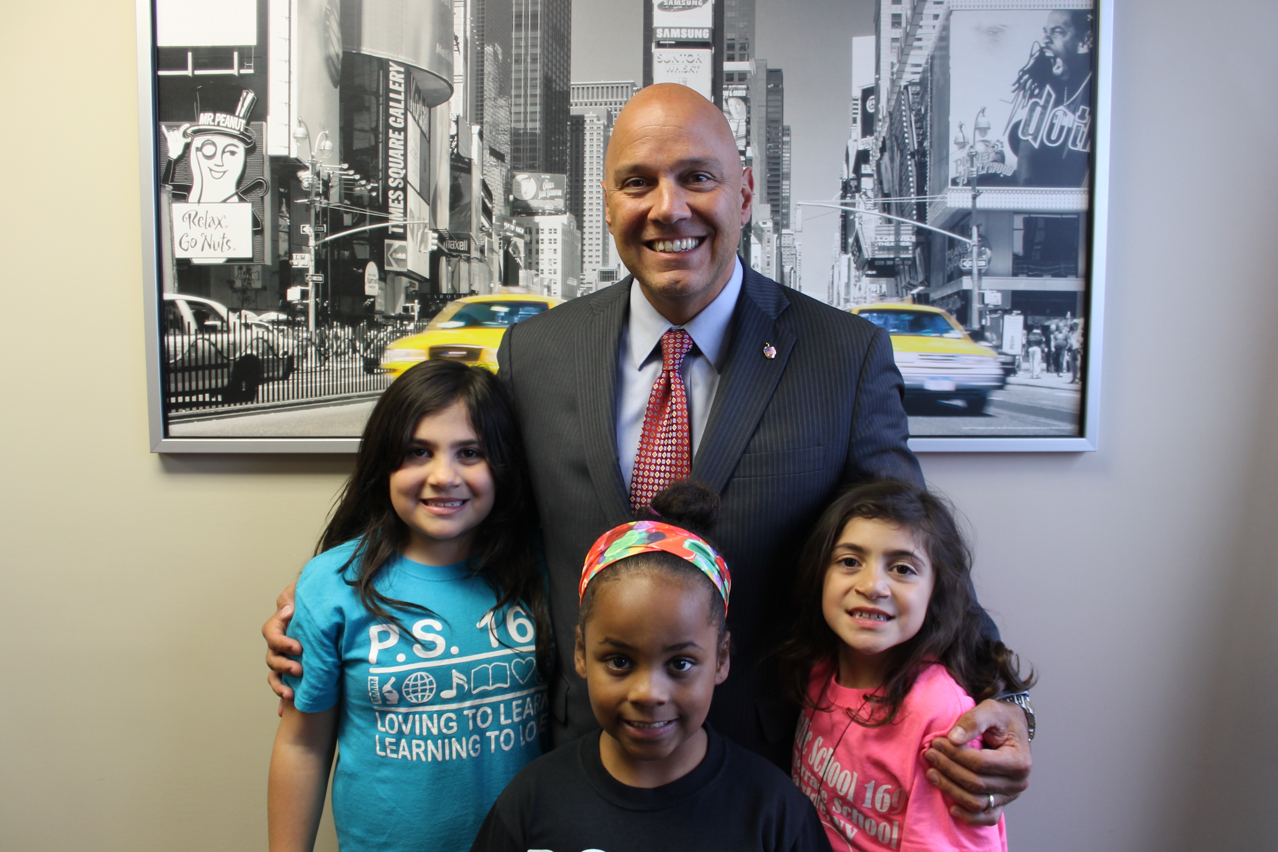 Councilman Vallone and kids