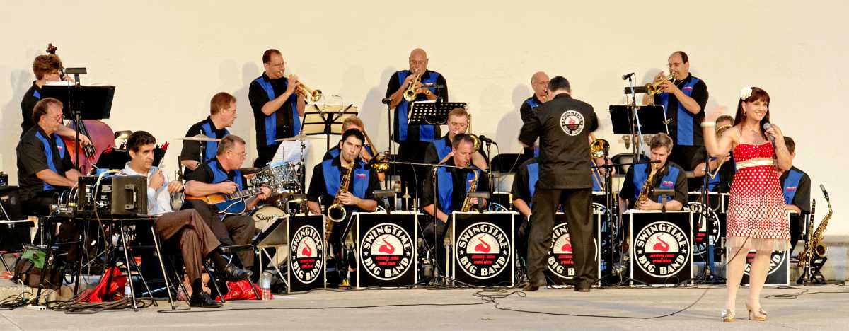 Swingtime Big Band 2012 perform