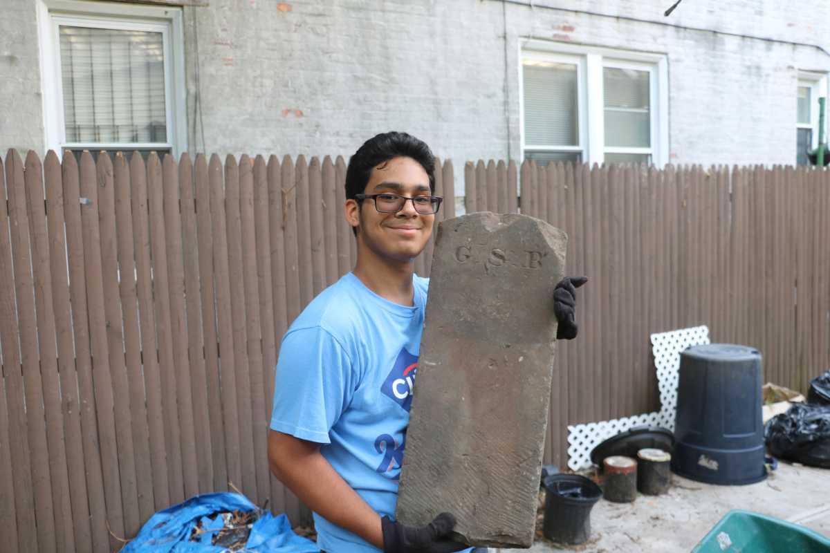 gravestone1