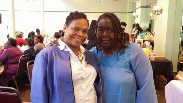 Angela L. Davis (right) of Springfield Gardens was named a "Hero of Hope" by the American Kidney Fund.