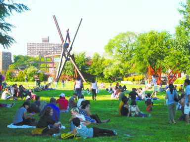 SOCRATES-SCULPTURE-PARK1