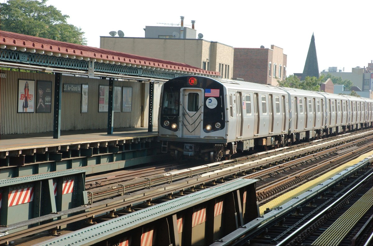 N and Q lines in Astoria will receive an updated train announcement  system in 2016.
