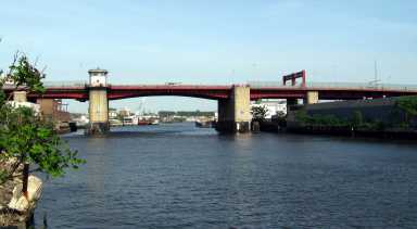 Several streets and bridges in Long Island City, including the Pulaski Bridge will be closed for the New York City Marathon on Nov. 1.