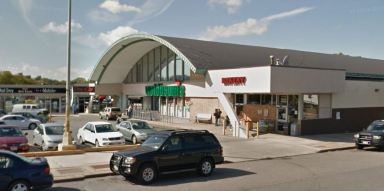 The Waldbaum's supermarket located at 196-25 Horace Harding Expwy. in Fresh Meadows is one of five Waldbaum's shops being purchased by Key Food.