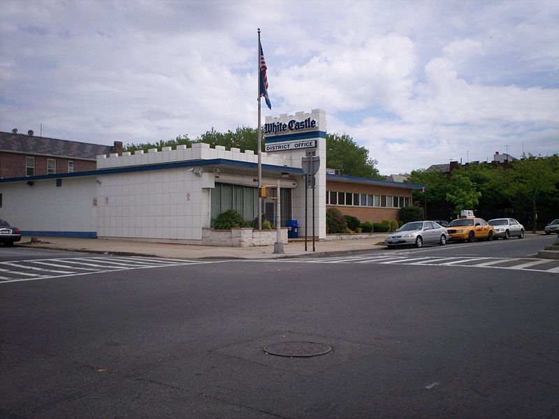 The SCA purchased a lot at 69-01 34th Ave. and plans to turn it into an elementary school.