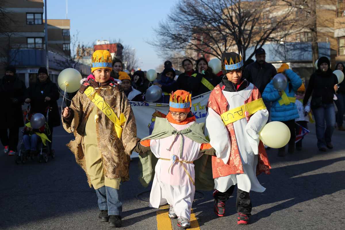 three kings day kids