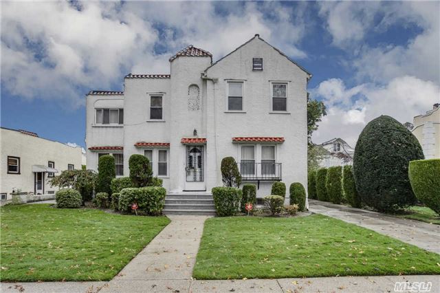 Queens Bellerose Manor open house