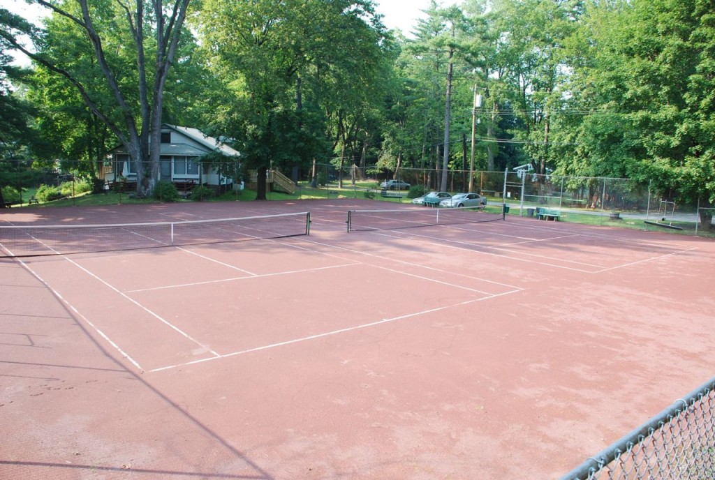 Queens getaway Pine Lake Park tennis
