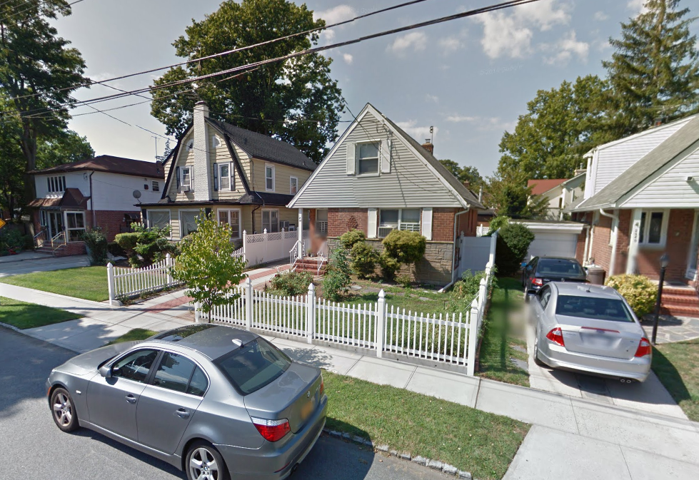 flushing suburb