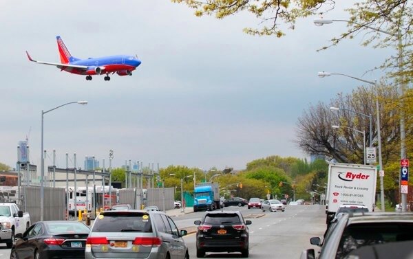 New York senators want to re-establish EPA oversight on plane noise