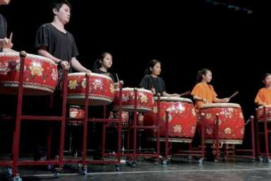 Summer still sizzles at Flushing Town Hall