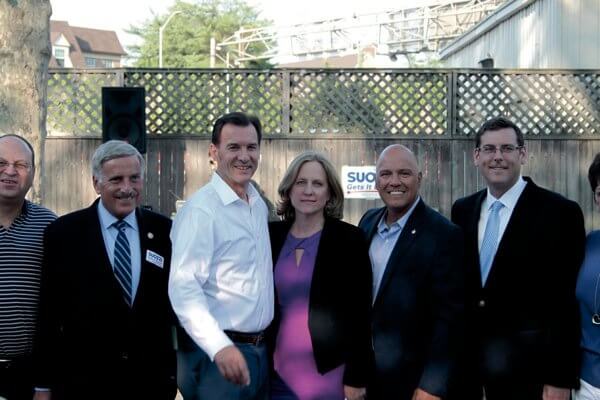 Queens Dems rally to support Suozzi bid