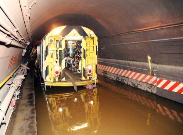 Money allocated to repair East River train tunnels
