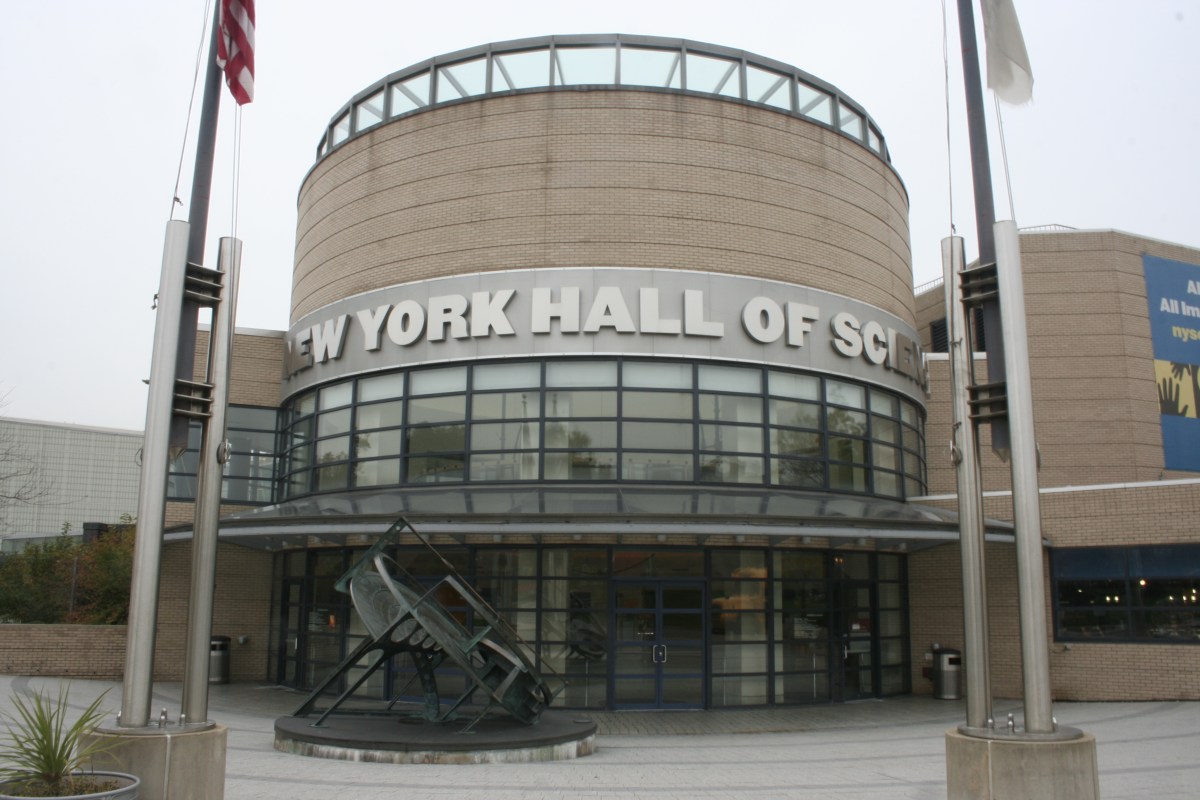 NEW YORK HALL OF SCIENCE