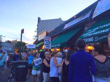 O’Neill’s rally Christina Wilkinson Facebook_lzn