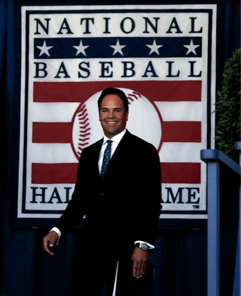 Piazza and Mets fans celebrate on his home turf