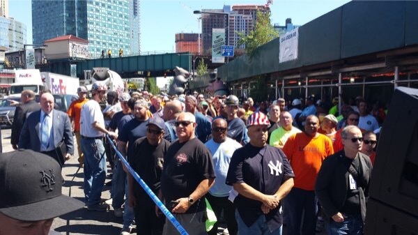 Workers protest use of non-union labor at 5Pointz Towers construction site