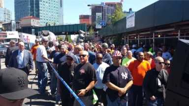 Workers protest use of non-union labor at 5Pointz Towers construction site
